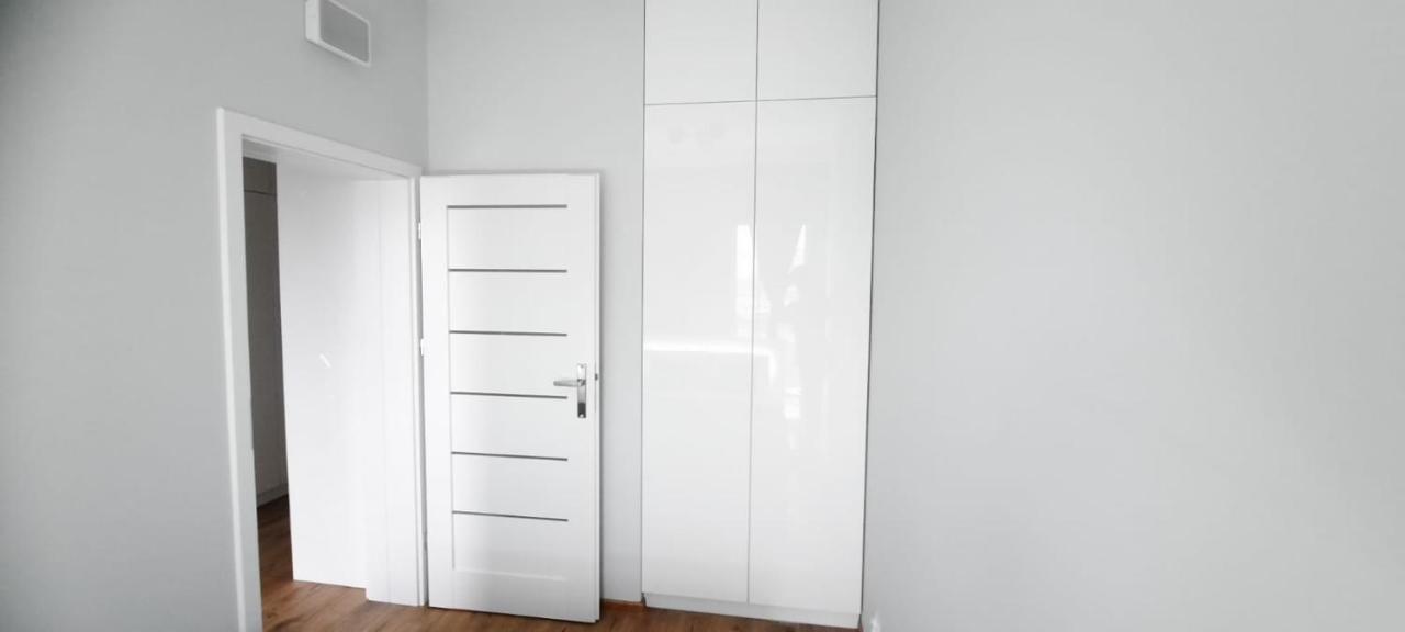 Prymasa Tysiaclecia 83A City Center Viev Sperate Bedroom By Perfect Apart 530 Warsaw Exterior photo